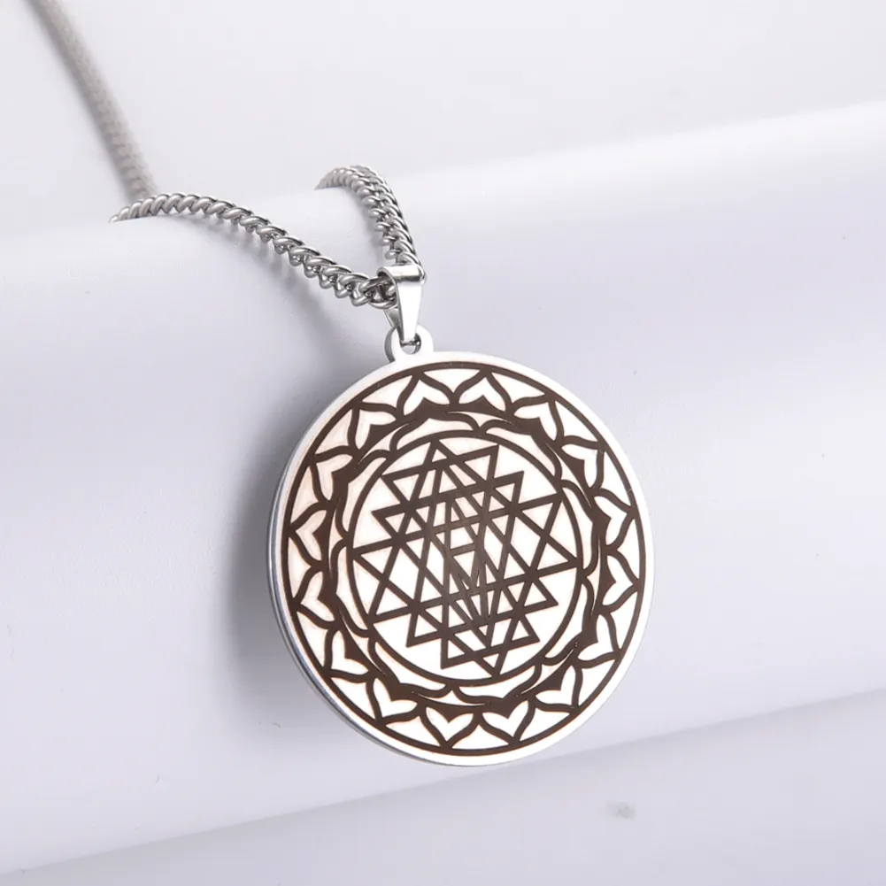 Colliers pendentifs Dawapara Sri Yantra Mandala Collier de géométrie sacrée Énergie des chakras Bijoux spirituels Acier inoxydable_voghion.com