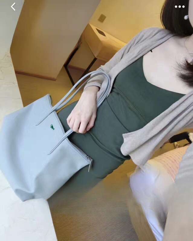 Geantă de damă Horizontal L New Crocodile cu capacitate mare, model crocodil_voghion.com