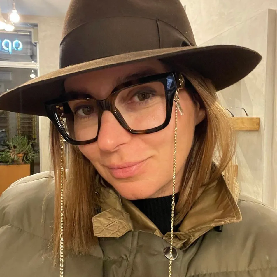 Top Original Hochwertige Bur 4324 Designer-Sonnenbrille Damen für Herren Berühmte modische Retro-Marke Vollformat_voghion.com