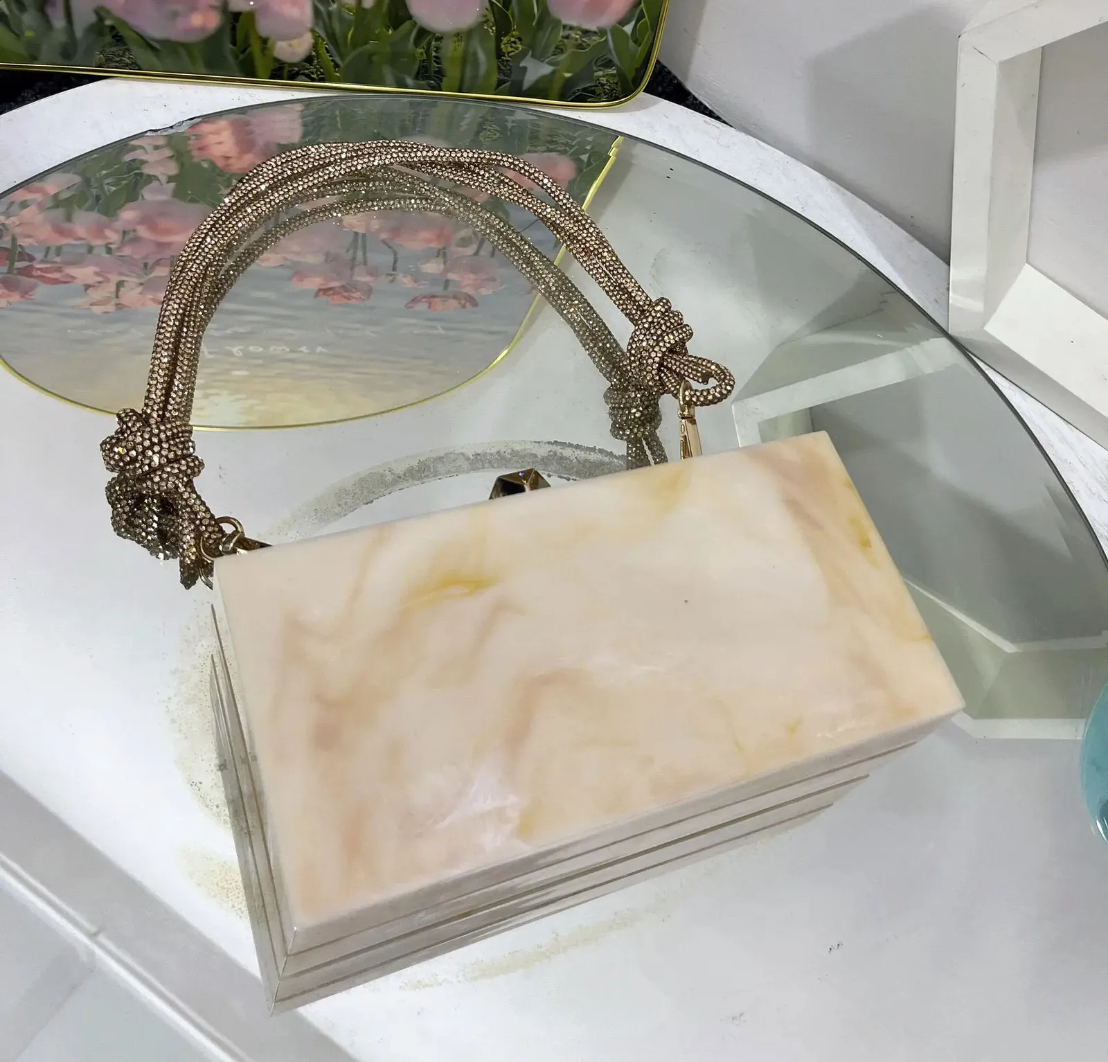 2024 Handtasche Hochwertige Abend-Dias-Kupplung Acryl Achselhöhle Quadratische Damen Geldbörse Hochzeitstasche 240907_voghion.com