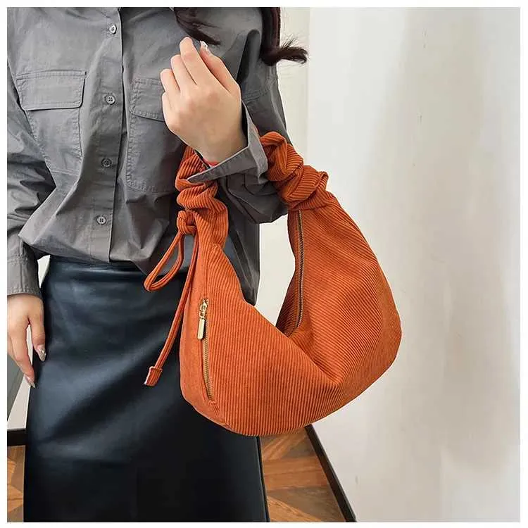 Corduroy Drstring Cloud Damen Große Kapazität Dumpg 2024 Neue einfache lässige Achseltasche Handtasche Schulter CrossbodyC241106_voghion.com