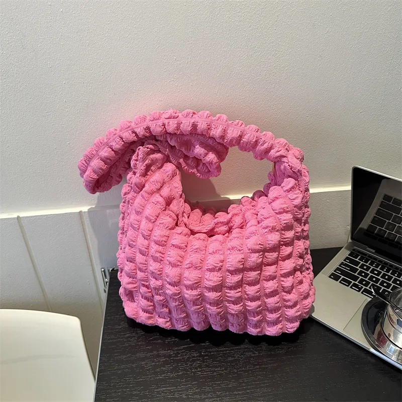 Borsa a tracolla trapuntata imbottita sotto le ascelle da donna, con pieghe a bolle, secchiello, borsa firmata, arricciata, nuvola, shopping_voghion.com