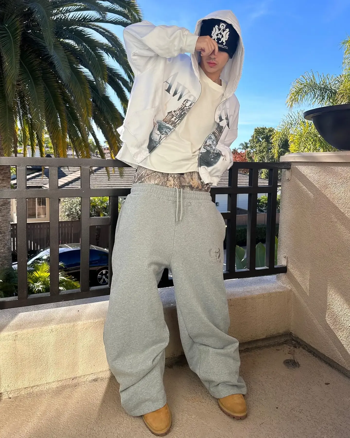 Herrenhose Streetwear Y2K Wide Leg Männer Retro Doppelt taillierte Jogginghose Besticktes Camouflage-Muster Trend Casual_voghion.com