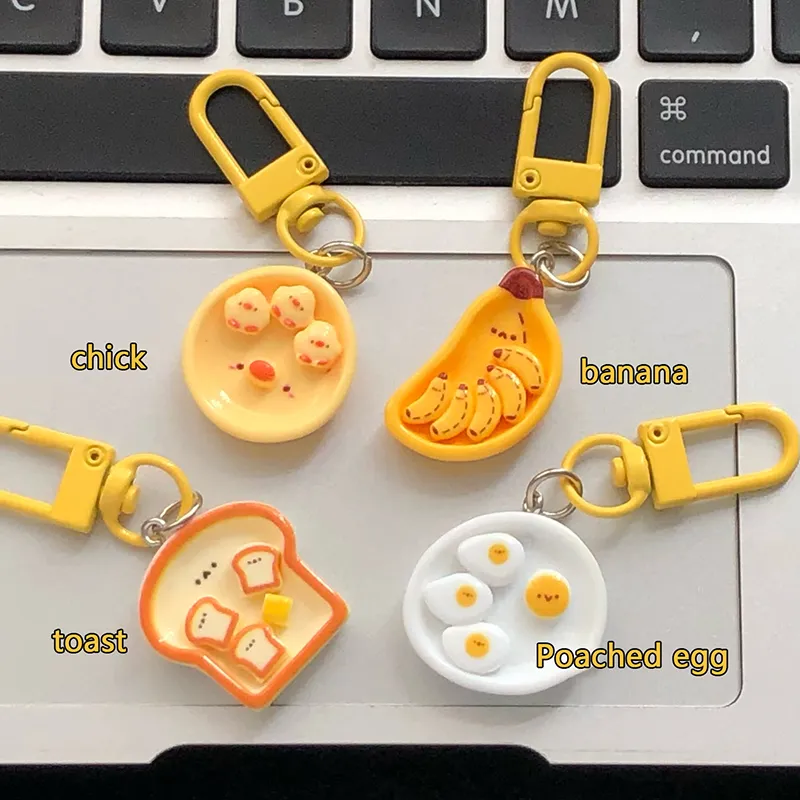 Portachiavi con simpatico cartone animato, uovo in camicia, banana e toast, creativo, per la colazione, decorazione per zaino, borse, ciondolo_voghion.com