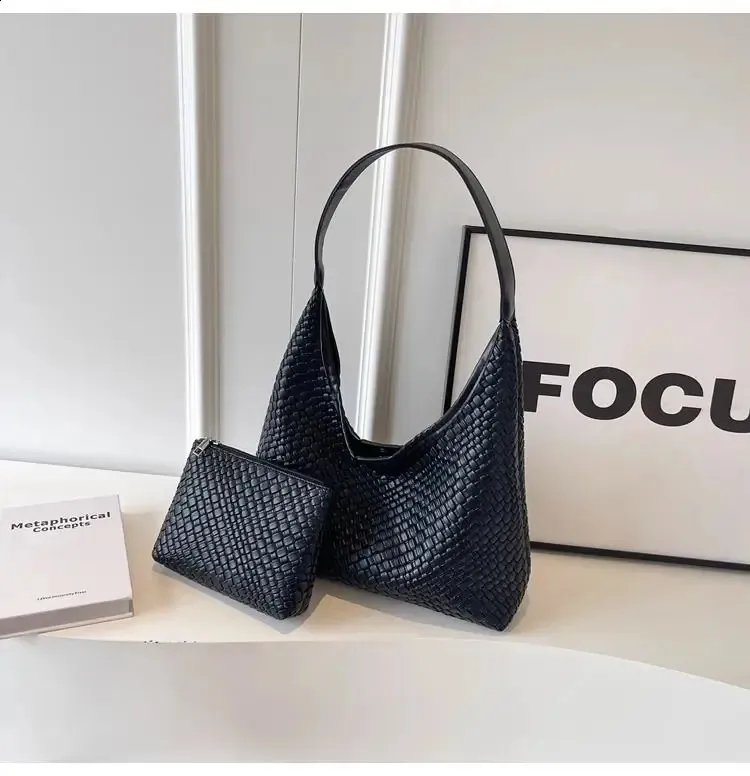 2024 The Style H7 Network Celebrity Weave Woven Carrying Borsa a tracolla grande capacità da donna alla moda retrò 240820_voghion.com