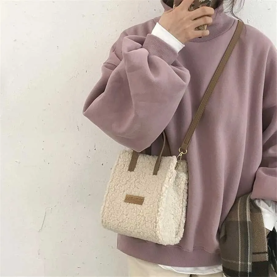 2023 Women Winter Shoulder Bag Lamb Wool Warm Soft Autumn Ins Square Cross-body Portable Casual Beige Khaki Girls Preppy_voghion.com