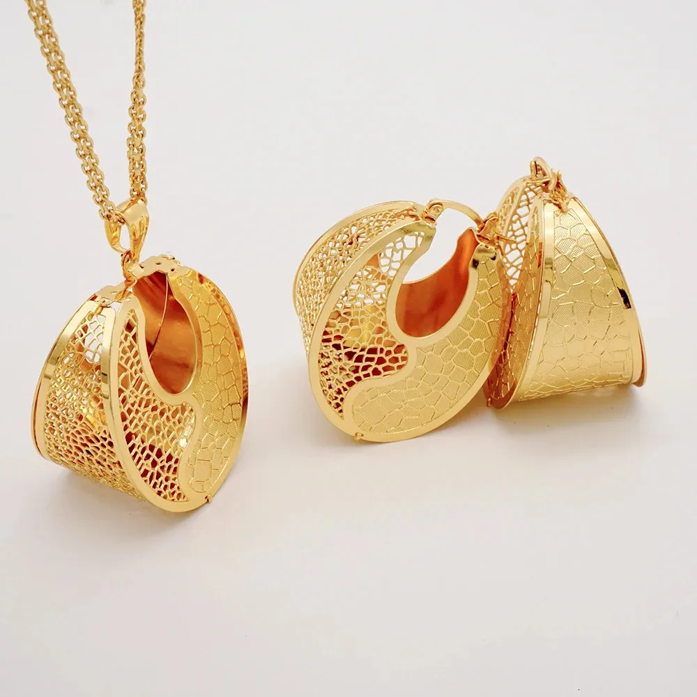 Wedding Jewelry Sets Fashion Dubai Copper Earrings Pendent Necklace For Women Romantic Daily Wear Party Anniversary_voghion.com
