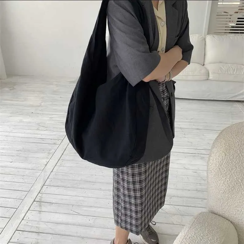 Grande borsa a tracolla retro in tela per donna stile hobo_voghion.com