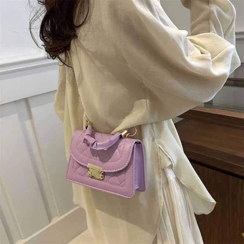 Sac à main tendance et décontracté en PU, couleur unie, décoration horizontale en métal, rabat, sac à bandoulière pour femme Y241121_voghion.com