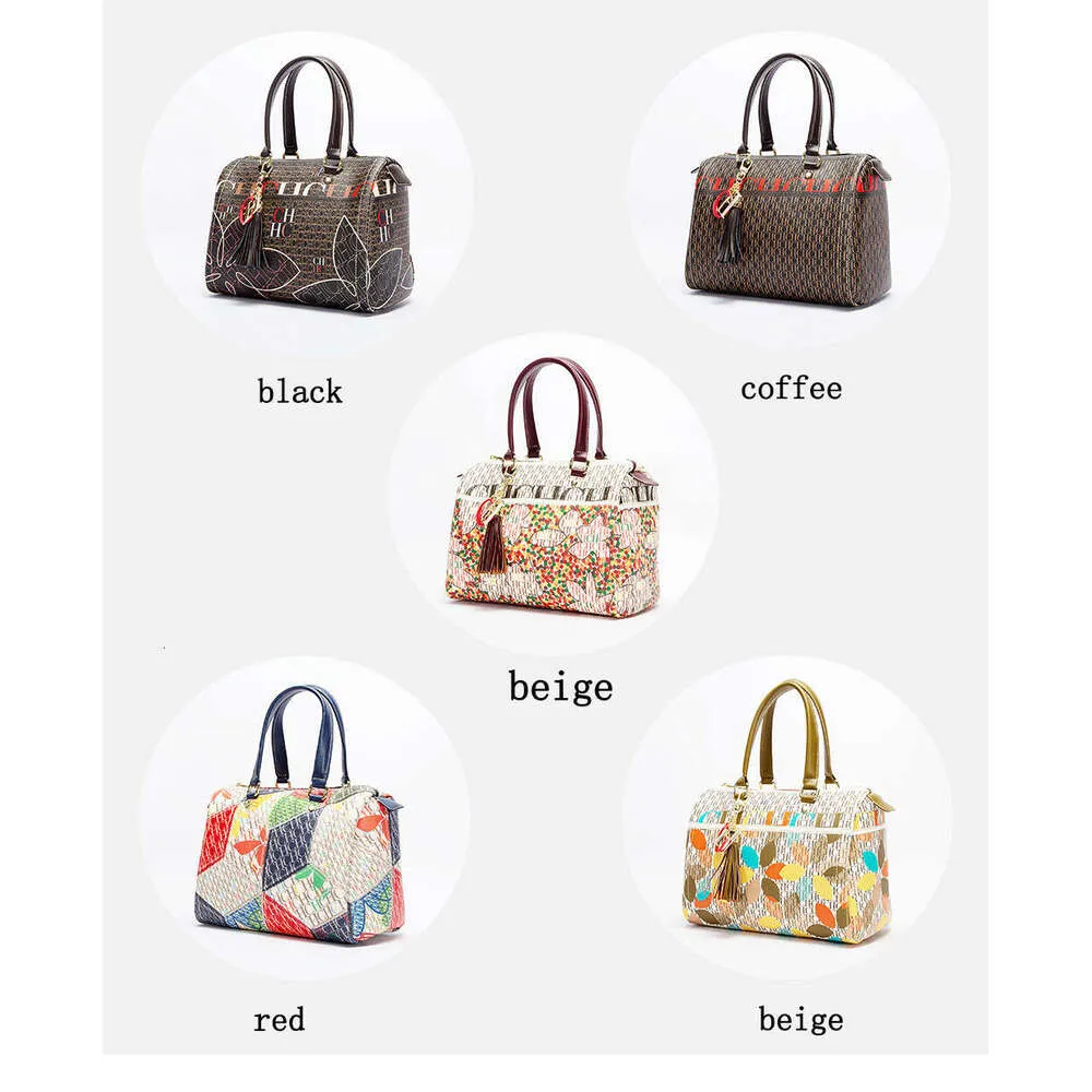 CHHC High Quality Ladies Jacquard Craftsmanship Metal Hanging Wer Pattern Large Capacity Handbag Designer New_voghion.com