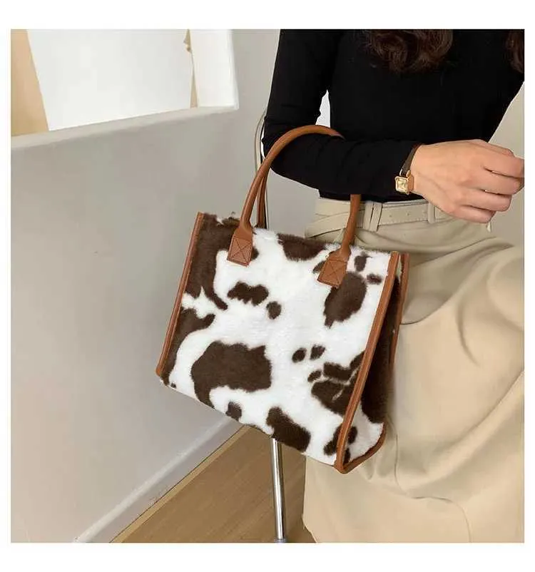 Leopardmönstrad handväska Modern för kvinnor Pendling Plyschväska Designerväskor Handväskor Bolsos De MujerC241031_voghion.com