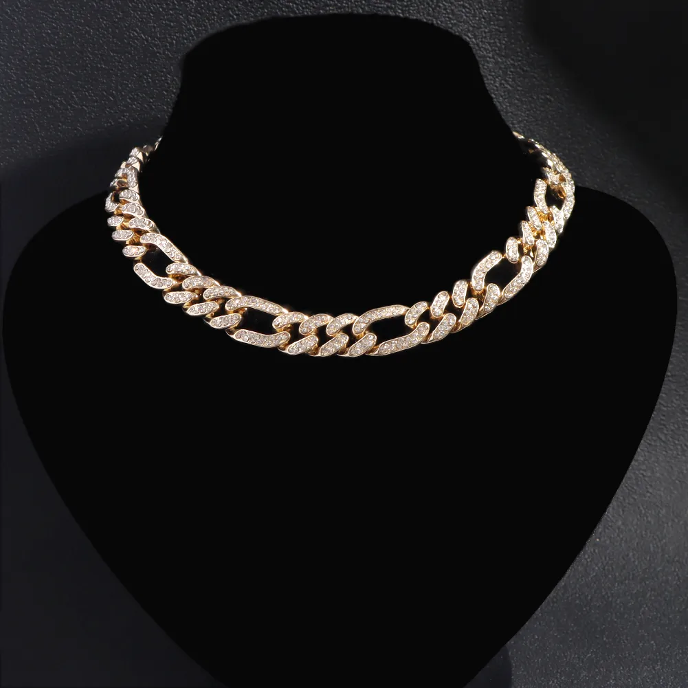 Colar choker cuban link iced out para mulher cor dourada com strass_voghion.com