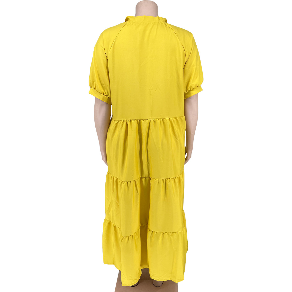 Abito con risvolto casual con bottoni alla moda da donna taglie forti_voghion.com