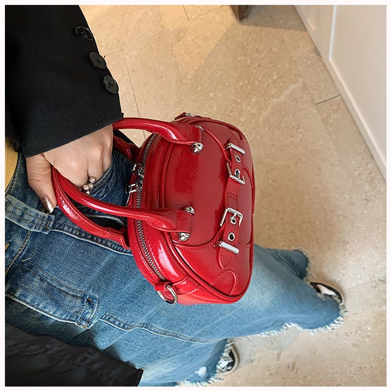 Modische Bowlingtasche zum Miehmen für Damen im Sommer 2024, neue, einfache und vielseitige Umhän,_voghion.com