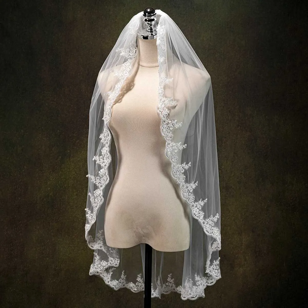 Bruidssluier met kantrand bruidsaccessoires voor in het haar_voghion.com
