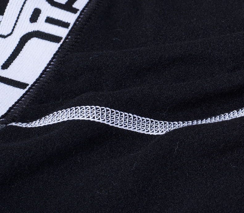 Warme sportkleding set met fleecevoering voor winter training_voghion.com