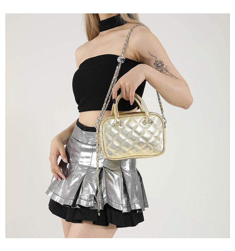 Xiaoxiangfeng Bowlingtasche Damen 2024 neue Leder Rautenkette Tasche Umhängetasche Kissentasche Handtasche_voghion.com