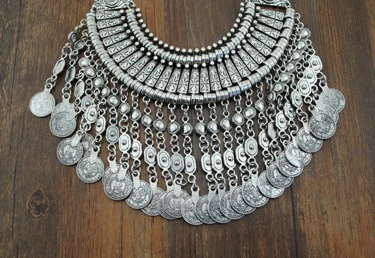 Colliers pendentifs KMVEXO Vintage multicouche Maxi Boho Déclaration & pendentifs Collier de pièces de monnaie bohème Femmes 2023 Femme_voghion.com