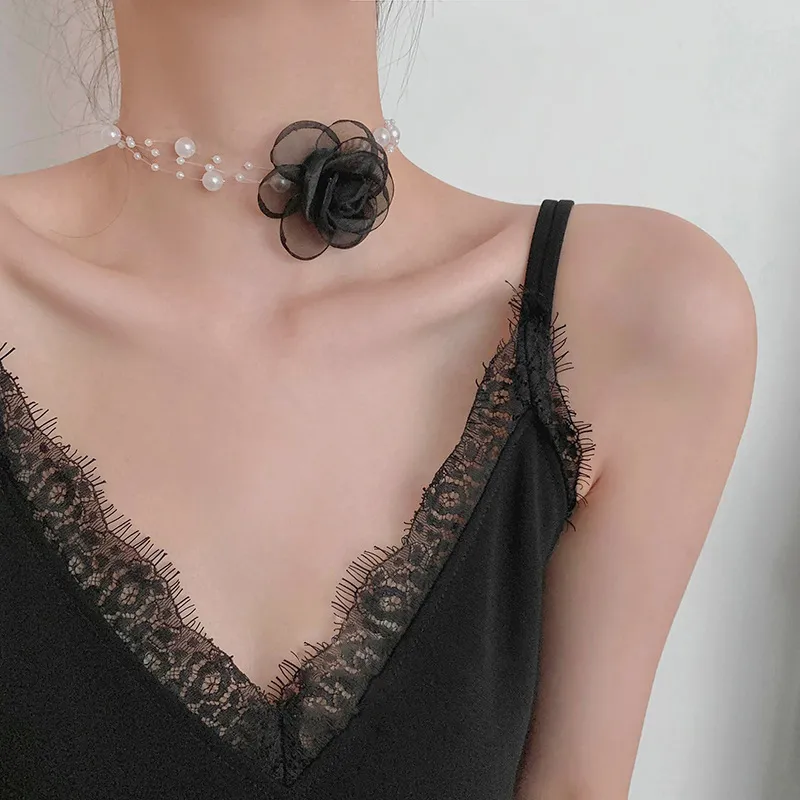 Chaînes Français Romantique Noir Et Blanc Ras Du Cou Fleur Collier De Perles Femme Été Clavicule Chaîne_voghion.com