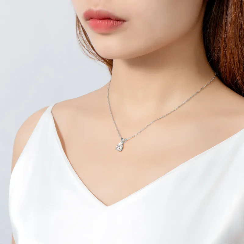 Catene Collana con ciondolo Moissanite taglio a pera Sterling Sier 1.5 CT D Colore Diamante Accessorio per il collo Gioielleria raffinata per le donne_voghion.com