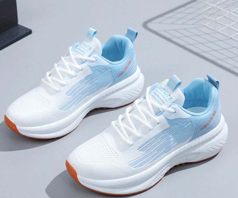 Tendances du printemps 2024 pour les chaussures de sport et de loisirs pour le nouveau jour de Noël_voghion.com