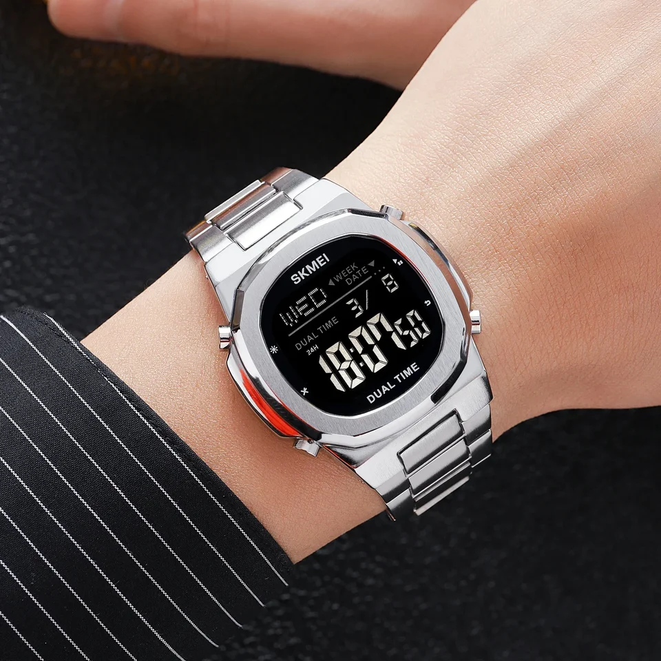 Waterproof Electronic Sports Watch For Men Multifunction Date_voghion.com