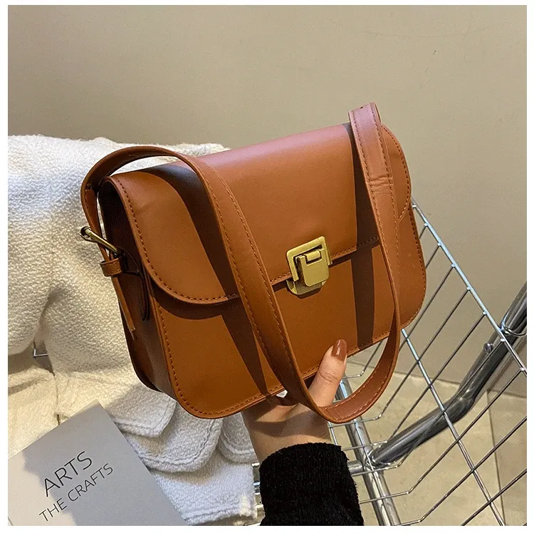 Designer Shoulder Bags Womens 2024 Messenger Bag in Preppy Style - High-Quality Vintage Envelope Briefcase Handbag_voghion.com