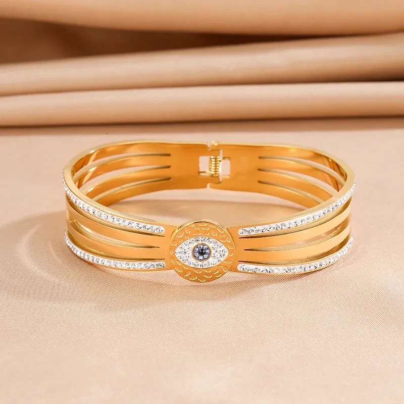 Bracelet en acier inoxydable Evil Devil Eye modèle plaqué or poli 240507_voghion.com