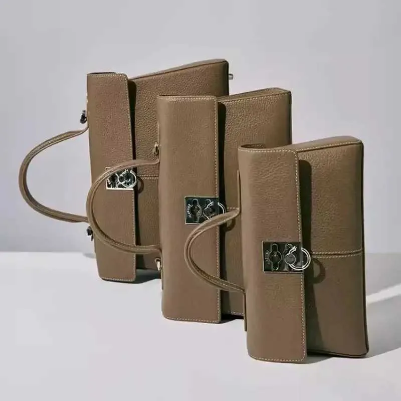 Stilvolle Umhängetasche für Damen, Designer-Umhängetasche mit Clamshell-Griff oben, Vollleder, mit Riegel, Umhängetasche, Ba241216_voghion.com