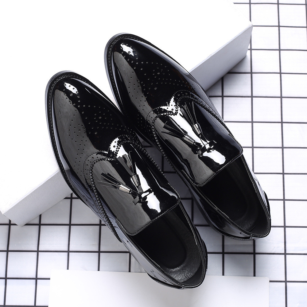 Herrloafers i läder med tofsar brogue vardagsskor_voghion.com