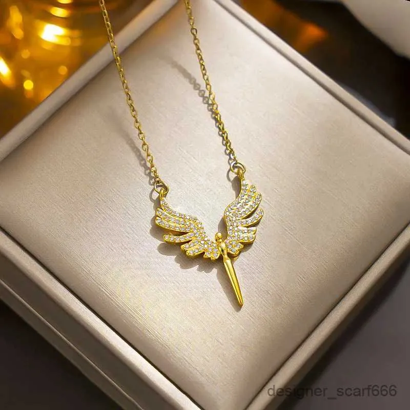 Necklaces Fashion Retro Angel Wing Necklace Light Micro-set Pendant Simple Design Stainless Steel Clavicle Chain Gift_voghion.com