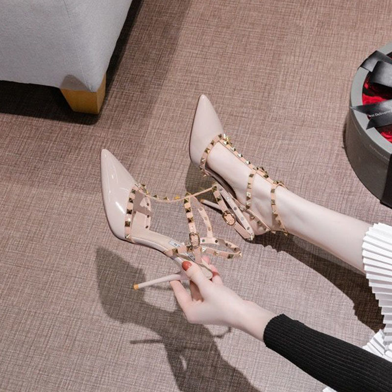 Fine Lacquer Leather 42 Large Baotou Sandals 2024 Summer New Rivet Pointed Small and Popular High Heel Shoes for Women