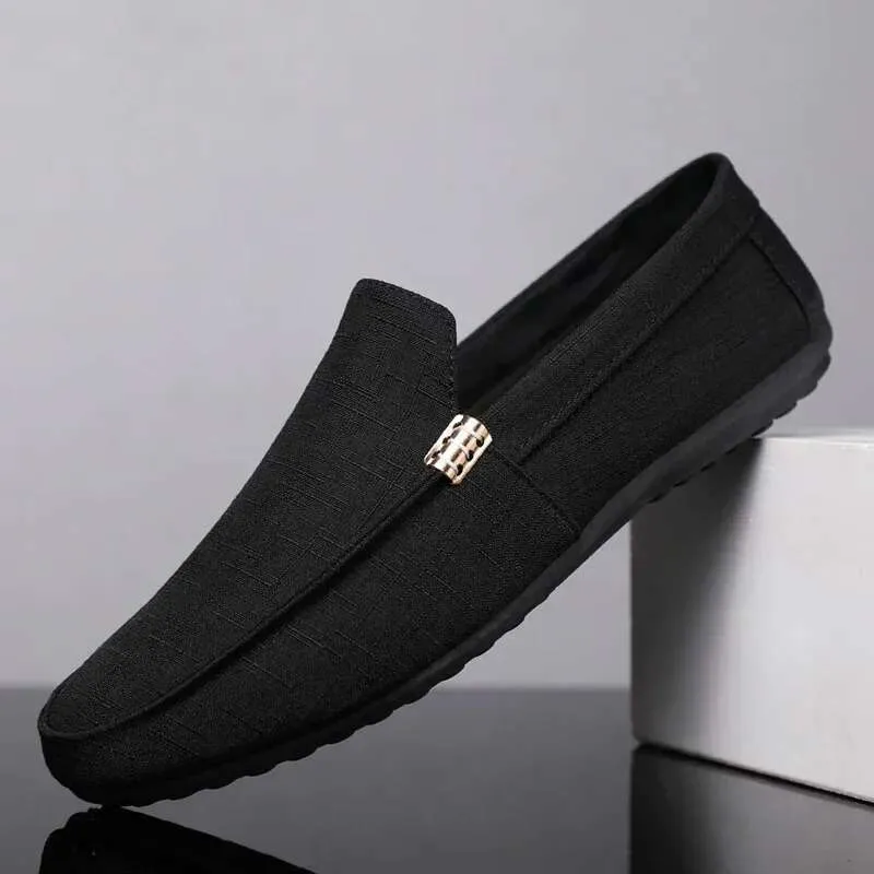 Freizeitschuhe Designer Loafer Hochwertige flache Mokassins für Erwachsene Herren Formelle Schuhe Herren Fahren Männliche Schuhe_voghion.com