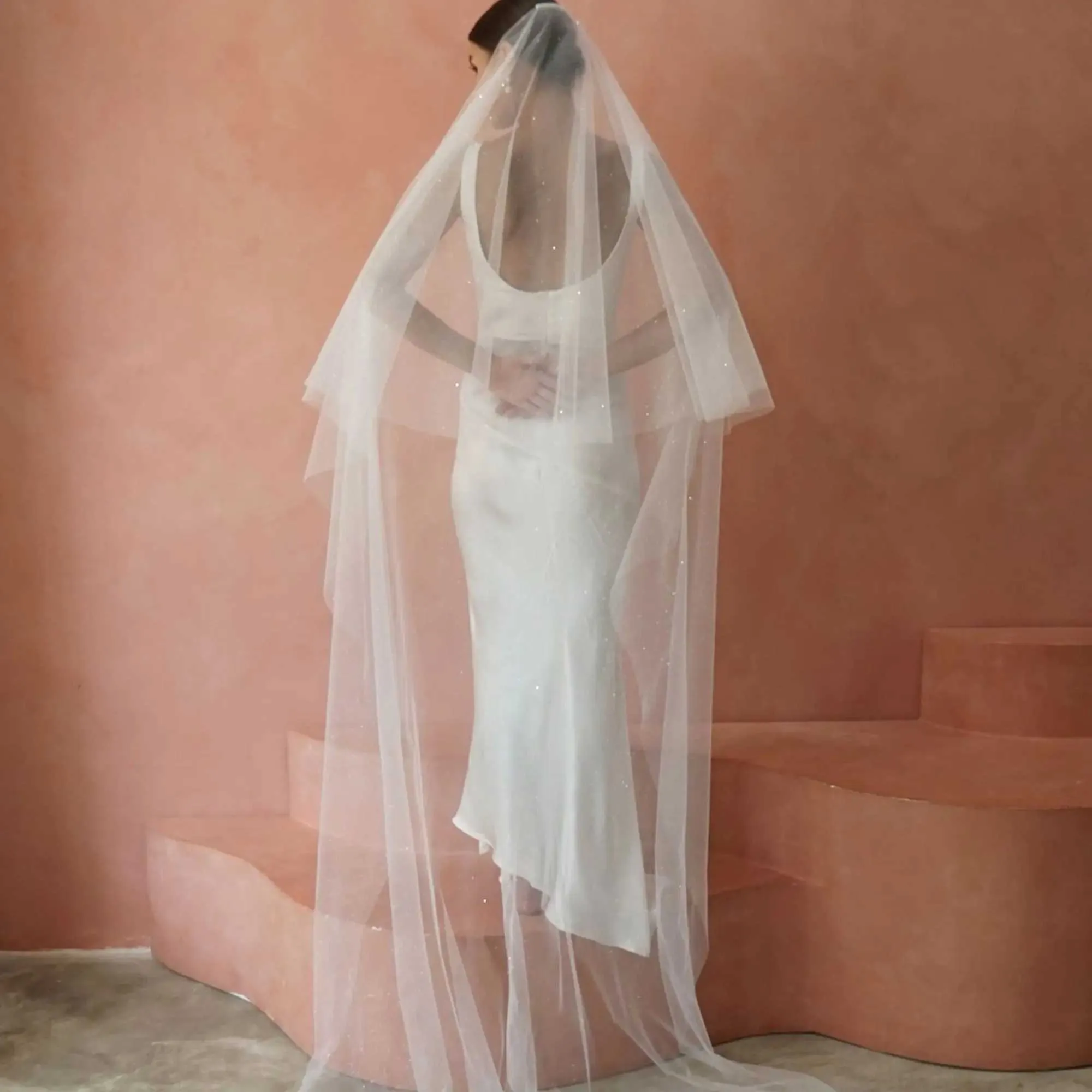 Gioielli per capelli V90 Velo scintillante Velo da sposa a 2 strati in tulle morbido con pettine Copri viso Accessori da sposa per_voghion.com