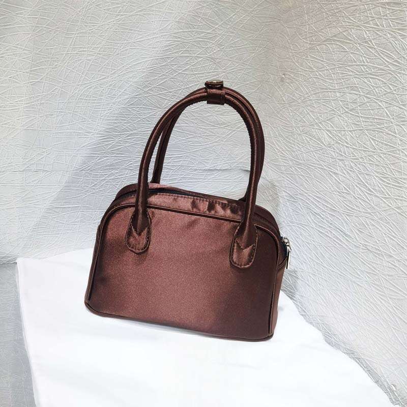 Damentasche 2025 Neue rosa Bowling-Bento-Box im Ballettstil Kleine quadratische Tasche Boston Tote_voghion.com