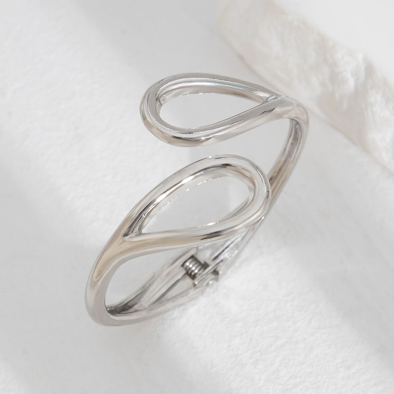 Braccialetto con doppio anello con specchio geometrico esagerato alla moda e design aperto Sense Hug_voghion.com