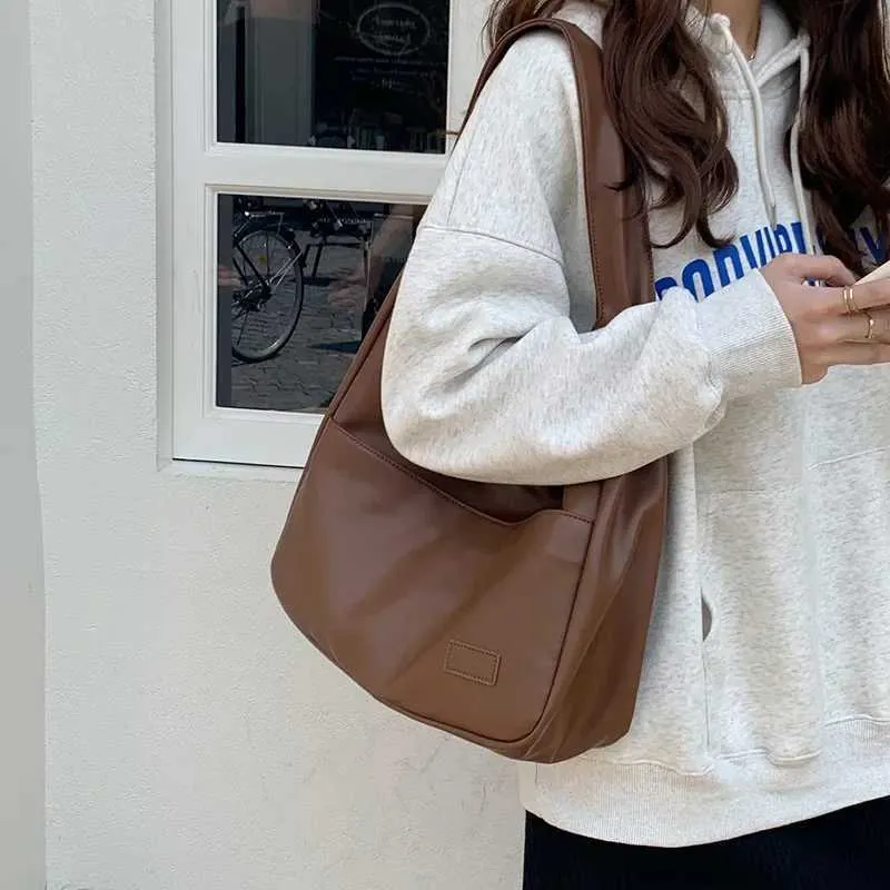 Borsa a spalla da donna elegante in pu con grande capienza_voghion.com