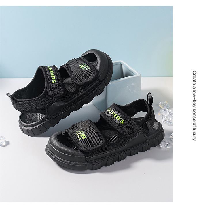 Sandales pour garçons 2024 Été Nouvelles chaussures de plage antidérapantes pour enfants moyennes et grandes filles Baotou_voghion.com