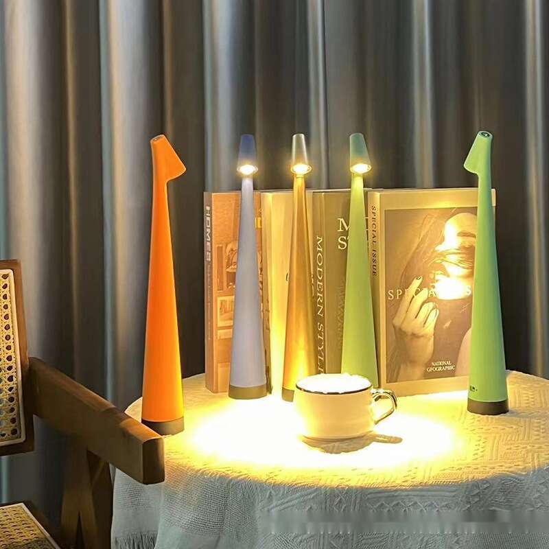 Neues Umgebungsnachtlicht, Lampe, Ins-Stil, leichter Luxus, einfache, hochfüßige, über USB wiederaufladbare Schlafzimmerdekoration, Auge_voghion.com