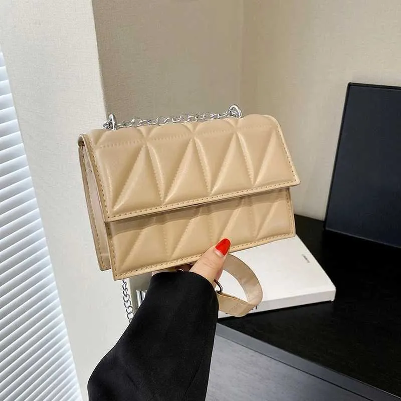 Borsa a spalla designer da donna, borsa a mano in ecopelle con catena_voghion.com