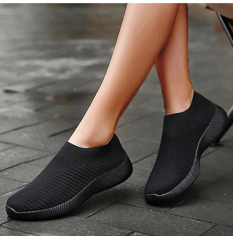 2024 Nuove scarpe da ginnastica morbide comode casual alla moda Slip On Sock per le donne Scarpe basse da donna_voghion.com