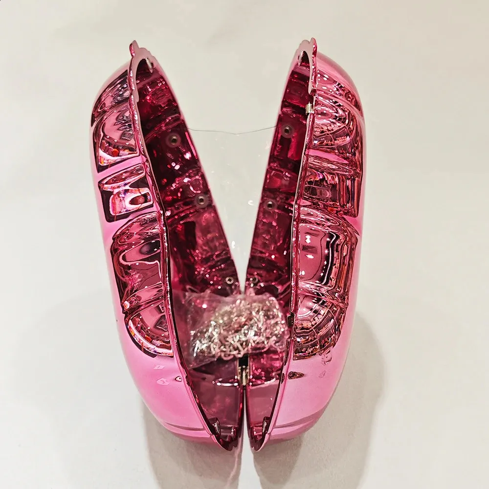 2024 Femmes Or Wer Forme Pochette Sac Argent Dur Boîte En Métal Sacs À Bandoulière Soirée Sacs À Bandoulière Longue Chaîne Sacs À Main_voghion.com