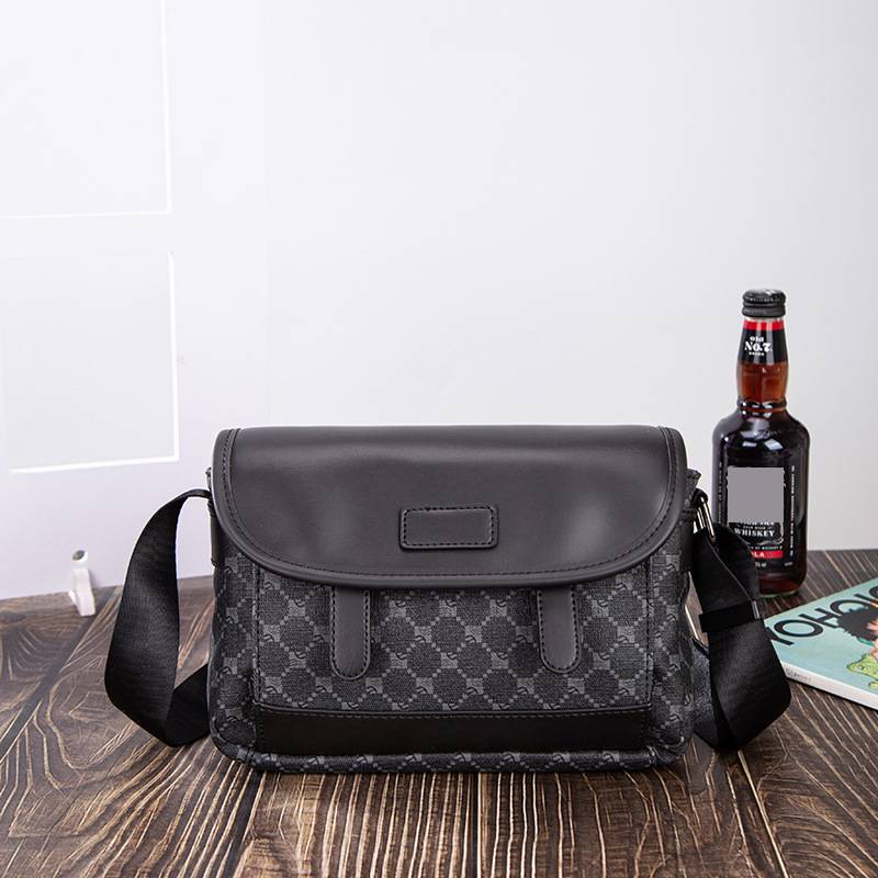 Nuova borsa a tracolla da uomo, casual, versatile, impermeabile, resistente all'usura, grande capacità, borsa a tracolla scozzese, borsa portaoggetti da uomo_voghion.com