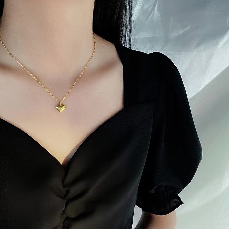 Hot Selling Elegant Women's Temperament Titanium Steel Necklaces for Couples High-quality Necklaces for Multiple Styles of Accessories Fast Delivery_voghion.com