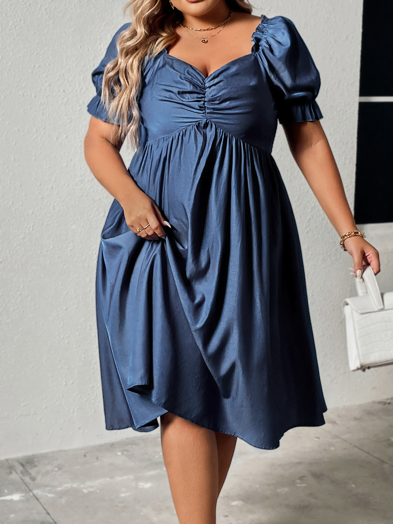 Damen Plus Size Damen Sommer Temperament High-End Quadrat Kragen Taille schlankes Kleid_voghion.com