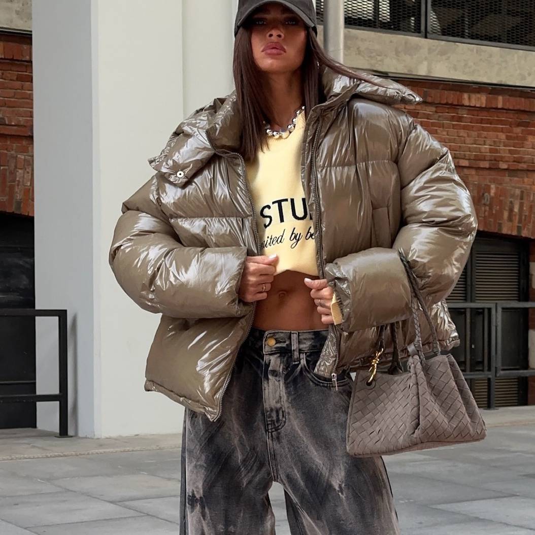 ​​"High-Shine Puffer Jacket – Oversized Streetwear Kapuzenmantel (S-L, Braun)"​​_voghion.com