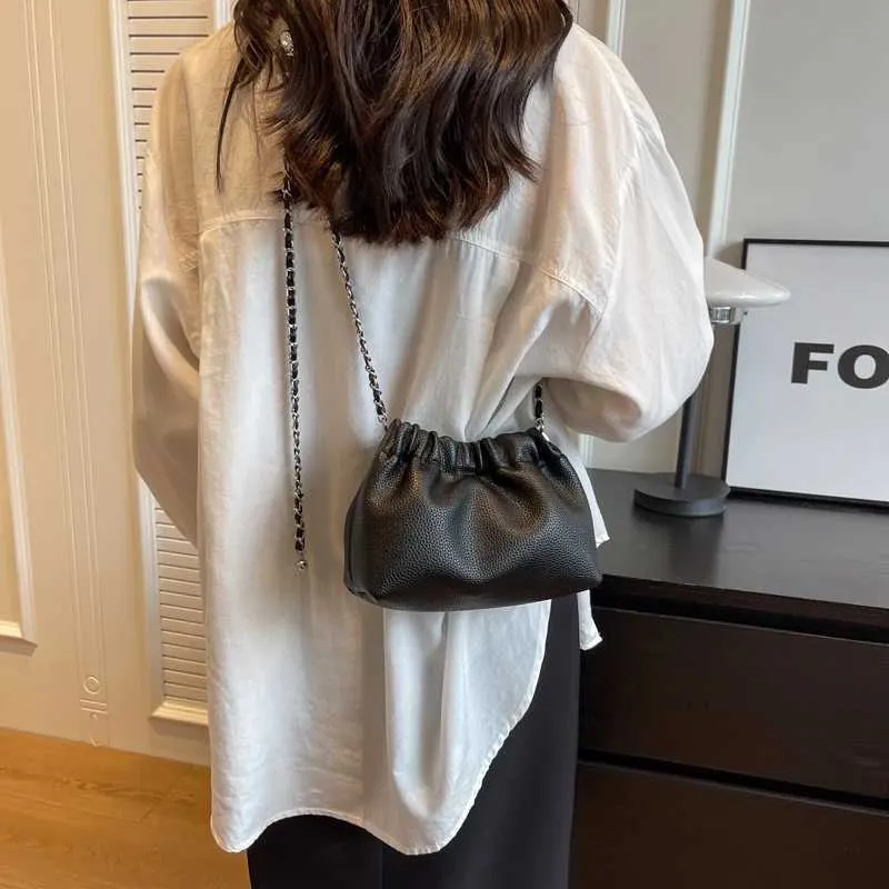 Piccola borsa a tracolla da donna in ecopelle borsa alla moda_voghion.com