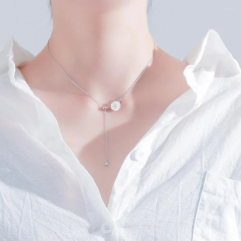 Halsketten mit Anhänger für Damen, Blumen-Anhänger, edler Schmuck, Zubehör, sanfte Schlüsselbein-Halskette für Party-Geschenk_voghion.com