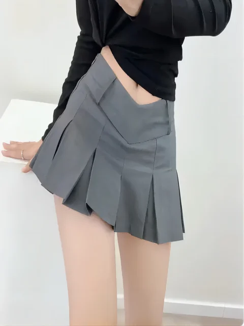 vendita calda 2024 Nuovo design alla moda, gonna plissettata a V con vita aderente e sexy, abbigliamento divino da indossare per locali notturni, bar,_voghion.com