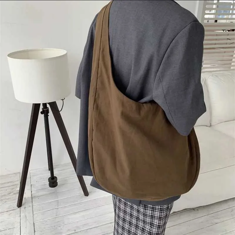 Grande borsa a tracolla retro in tela per donna stile hobo_voghion.com